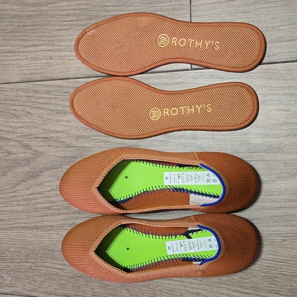 Rothy's The Flat in Fawn, Lightly Used, Almost New, Size 7 - Picture 6 of 10